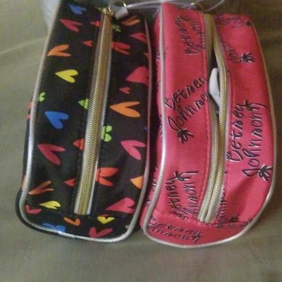 Betsy Johnson 3pc Cosmetic Bag Set - Picture 2 of 2